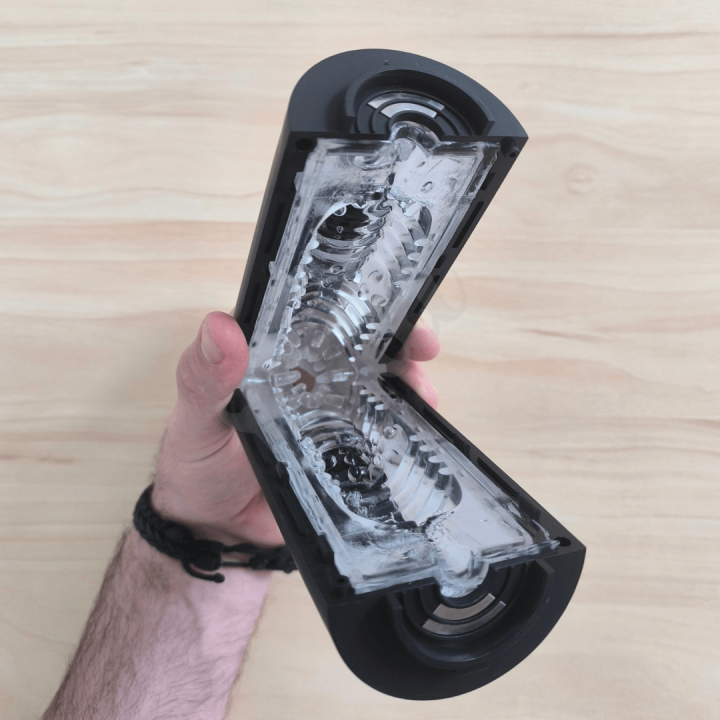 Masturbátor Zero Tolerance Squeeze Play With Riley Reid